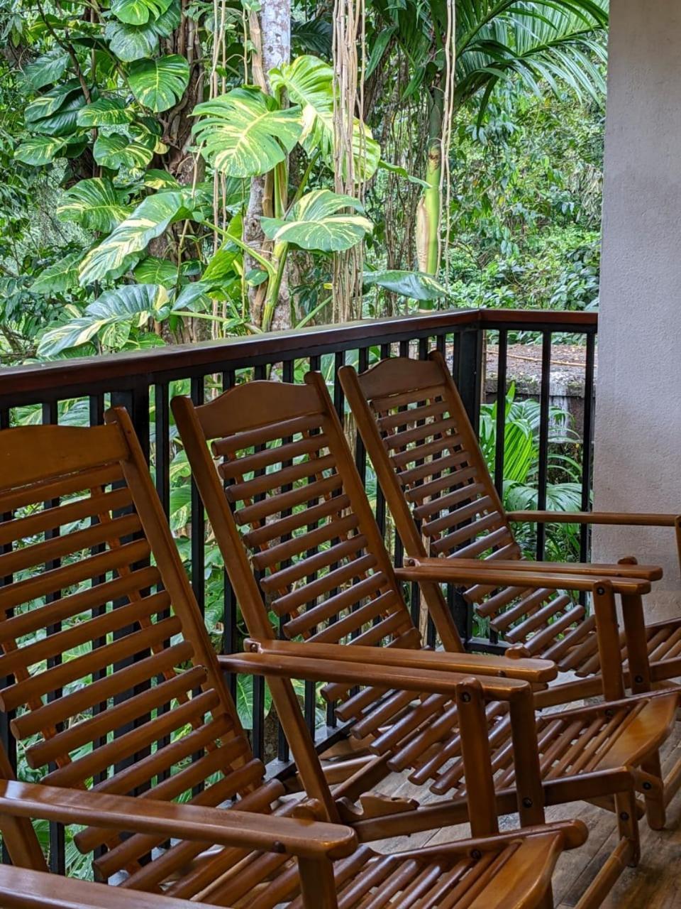 Old Bridge Riverside Hotel Kitulgala Exterior photo